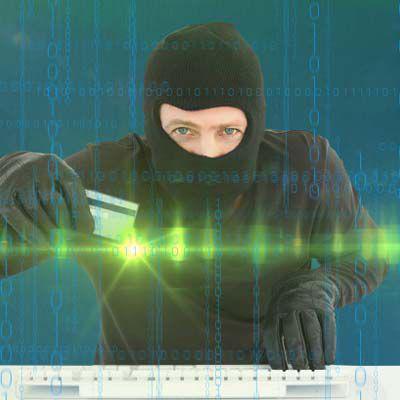 Entenda o que são crimes virtuais e como a advocacia na internet pode te ajudar nesses casos